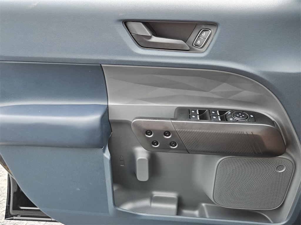 2025 Ford Maverick XLT photo 21