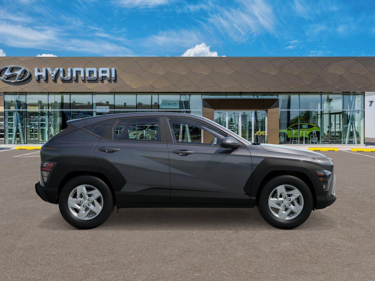 2026 Hyundai Kona SE photo 5