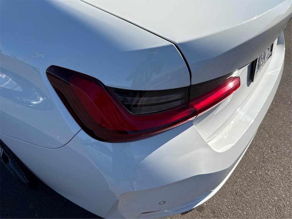2024 Bmw 330i photo 17