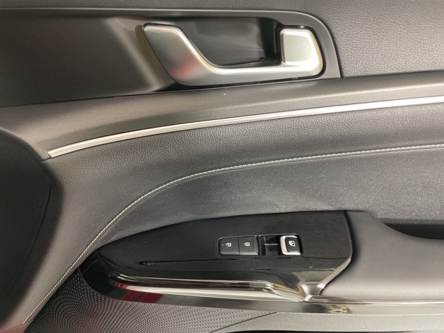 2026 Kia K5 GT-Line photo 11