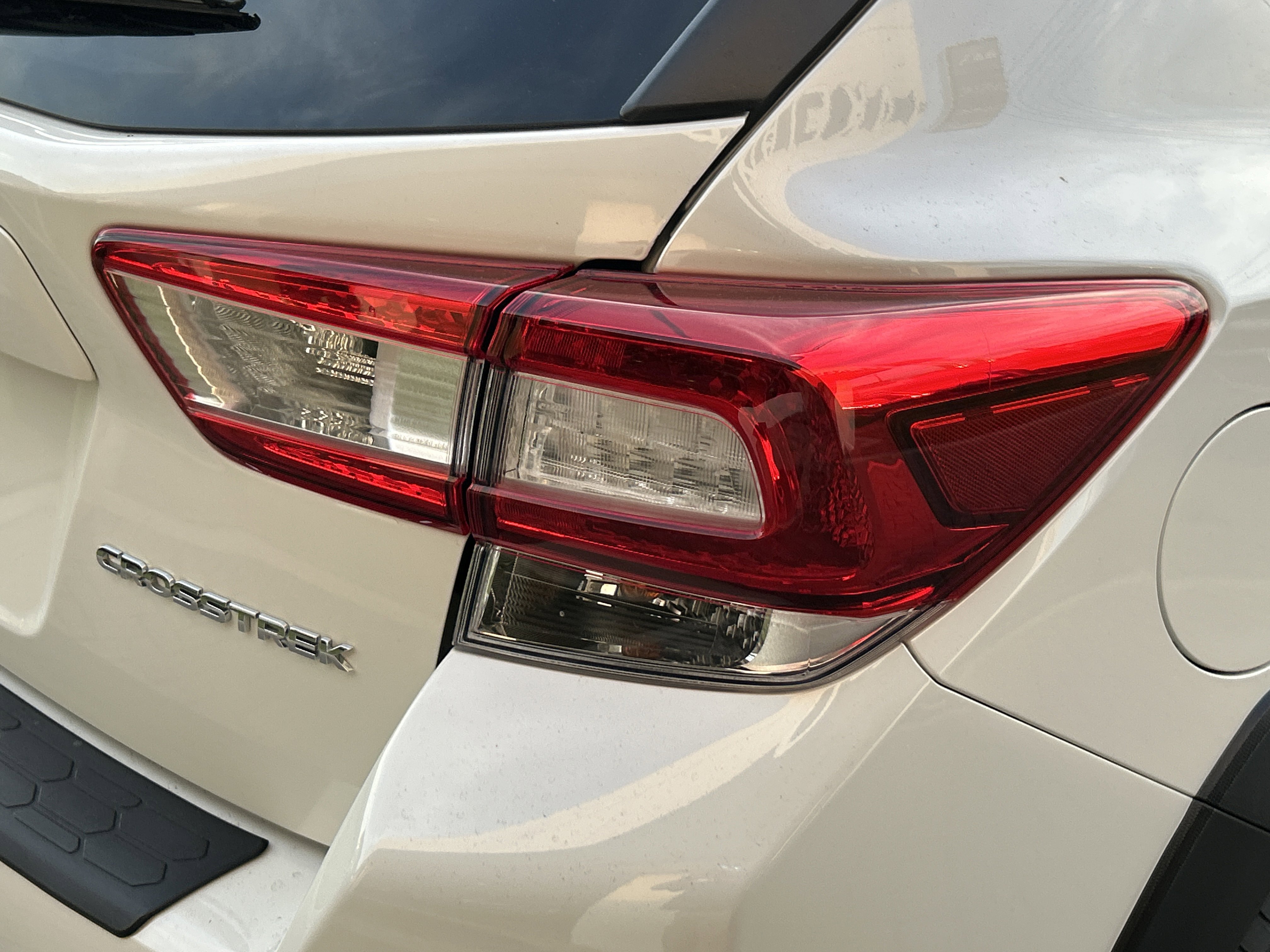 2019 Subaru Crosstrek Premium photo 2