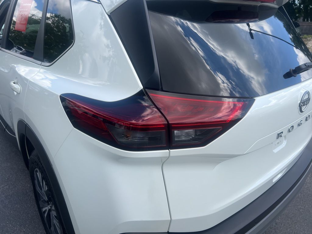 2023 Nissan Rogue SV photo 27