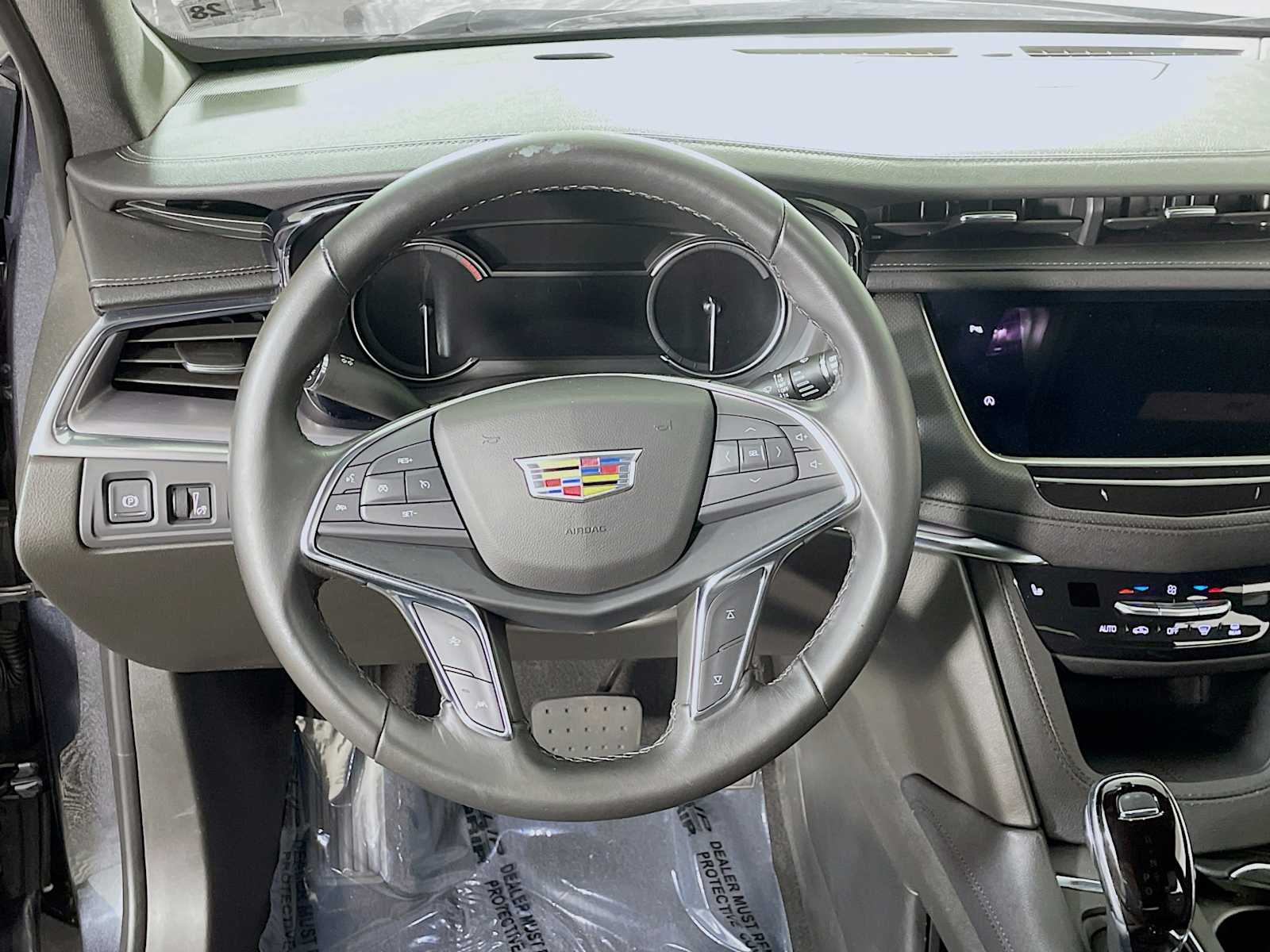 2023 Cadillac XT5 Luxury photo 9