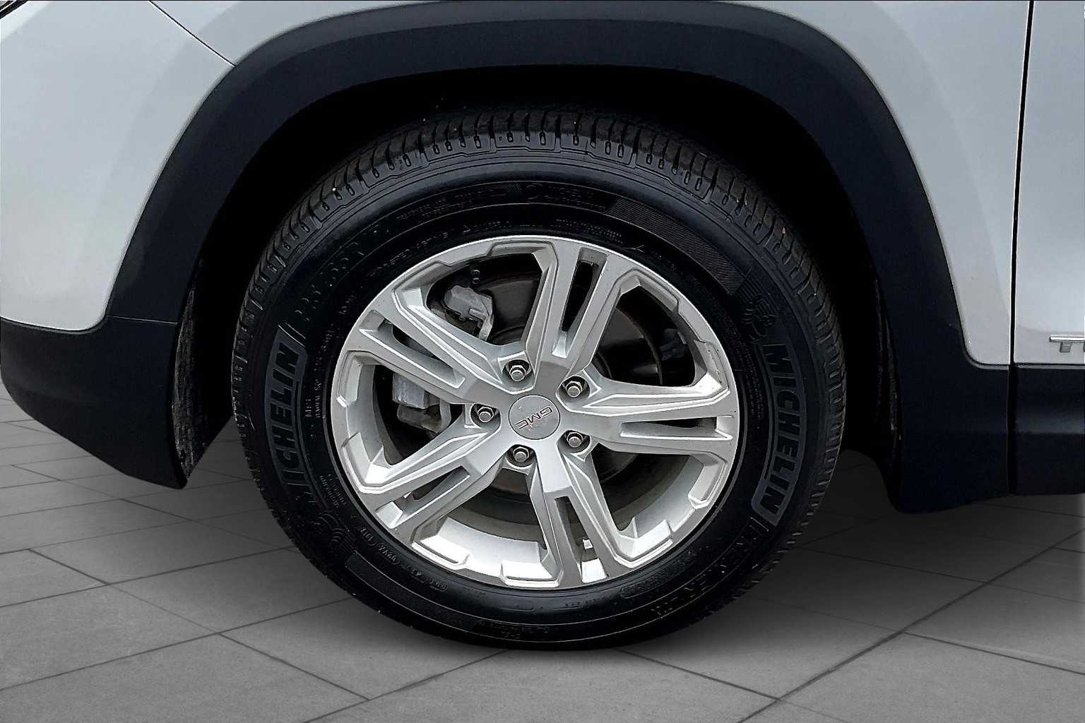 2020 Gmc Terrain SLE photo 6