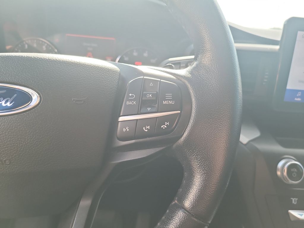 2020 Ford Explorer XLT photo 12