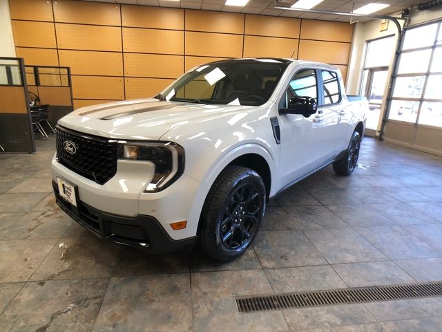 2025 Ford Maverick Lariat photo 3