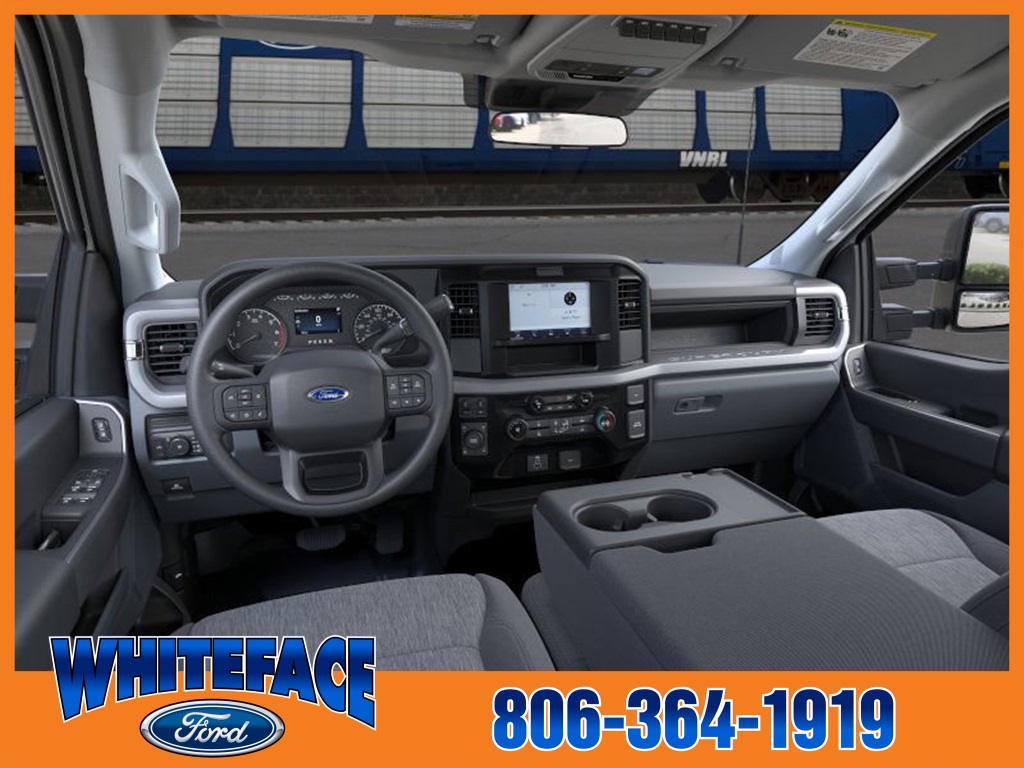 2026 Ford F-350 photo 7