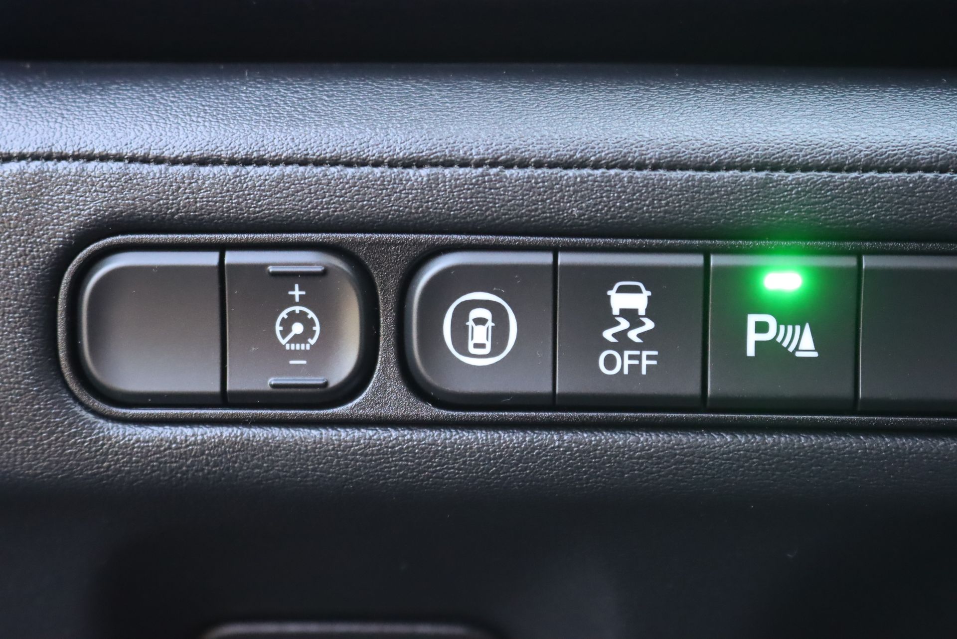 2023 Acura MDX Technology SH-AWD photo 17