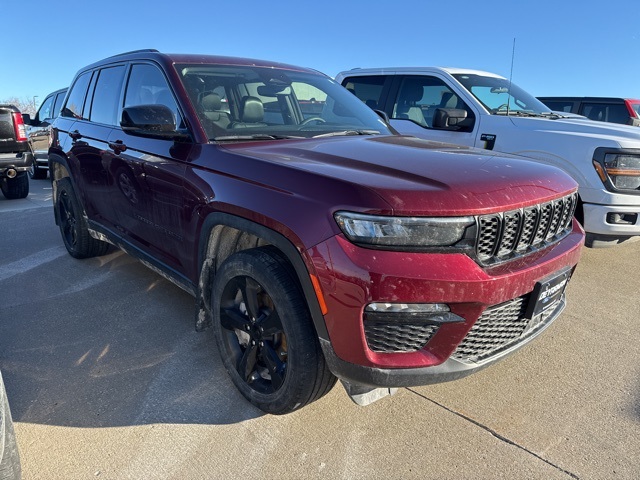 2024 Jeep Grand Cherokee Limited's photo