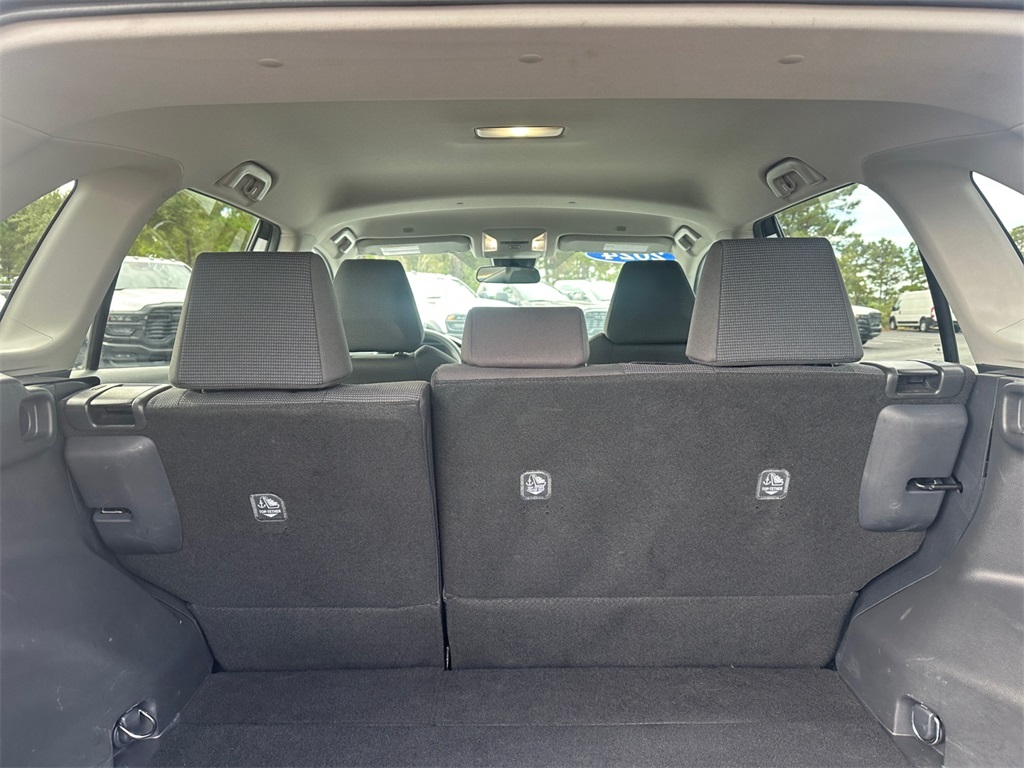 2024 Toyota RAV4 LE photo 23