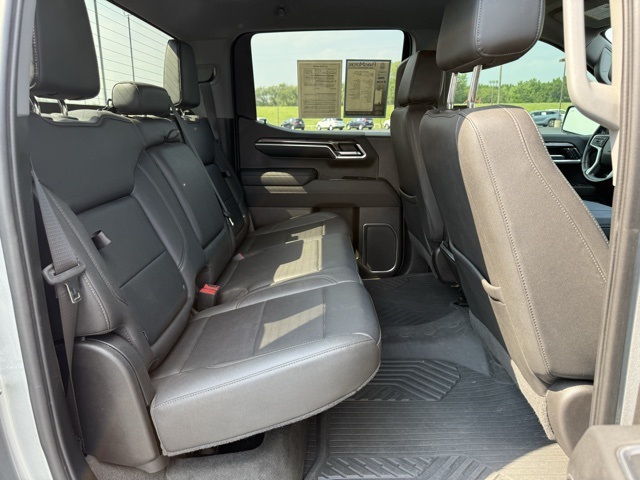 2023 Chevrolet Silverado 1500 LTZ photo 13