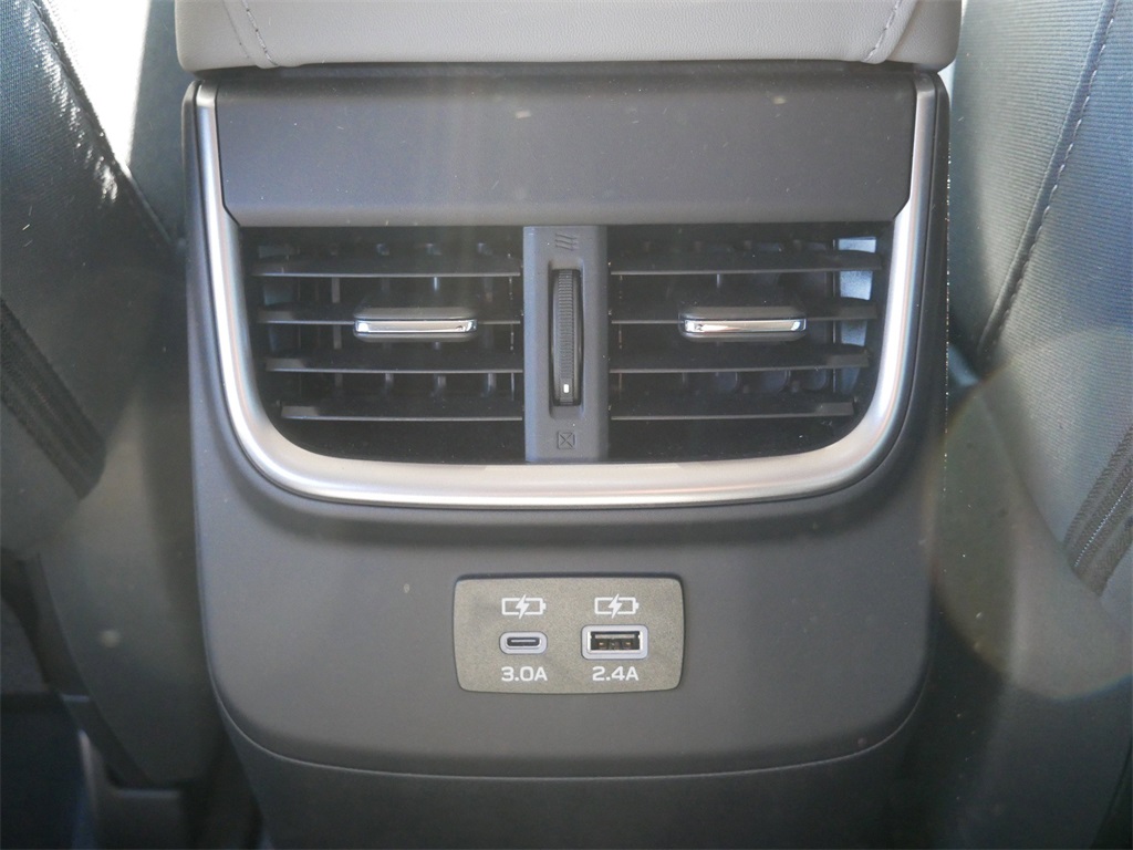 2025 Subaru Outback Premium photo 19
