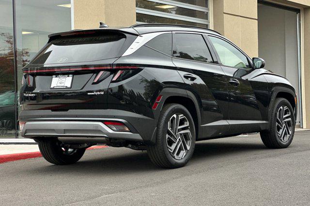 2025 Hyundai Tucson Hybrid Limited photo 2