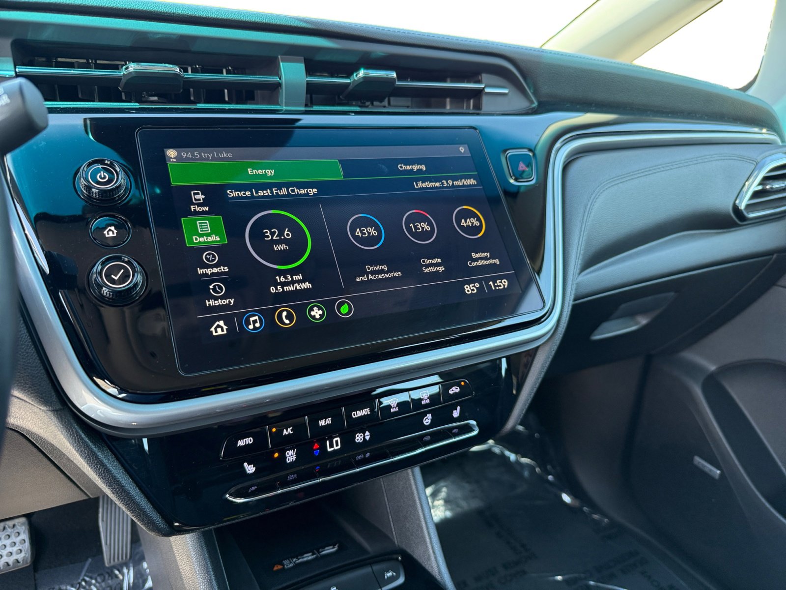 2022 Chevrolet Bolt EV 2LT photo 12