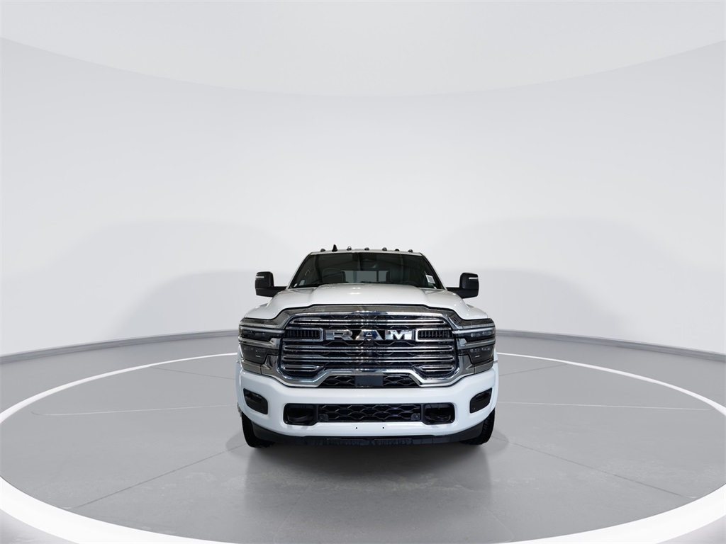 2026 Ram 5500 photo 3