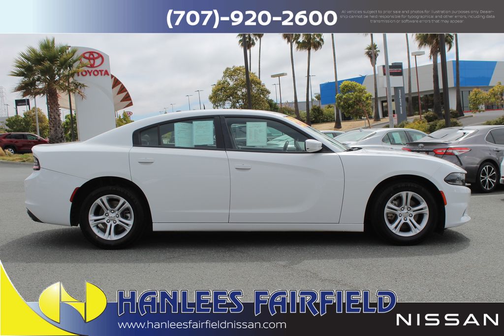 2022 Dodge Charger SXT photo 5