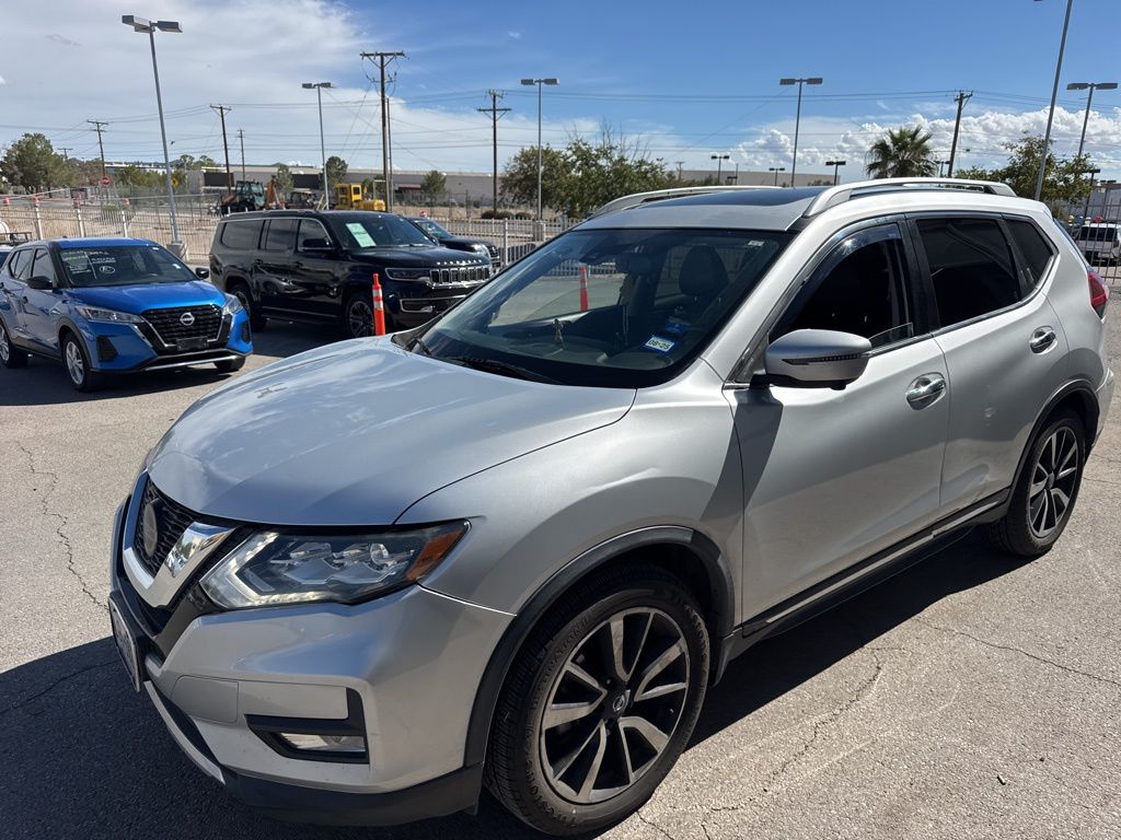 2018 Nissan Rogue SL photo 2