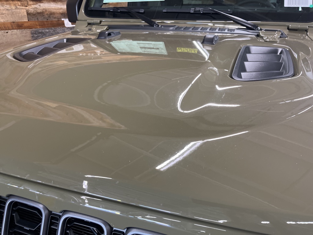 2026 Jeep Wrangler Rubicon photo 4