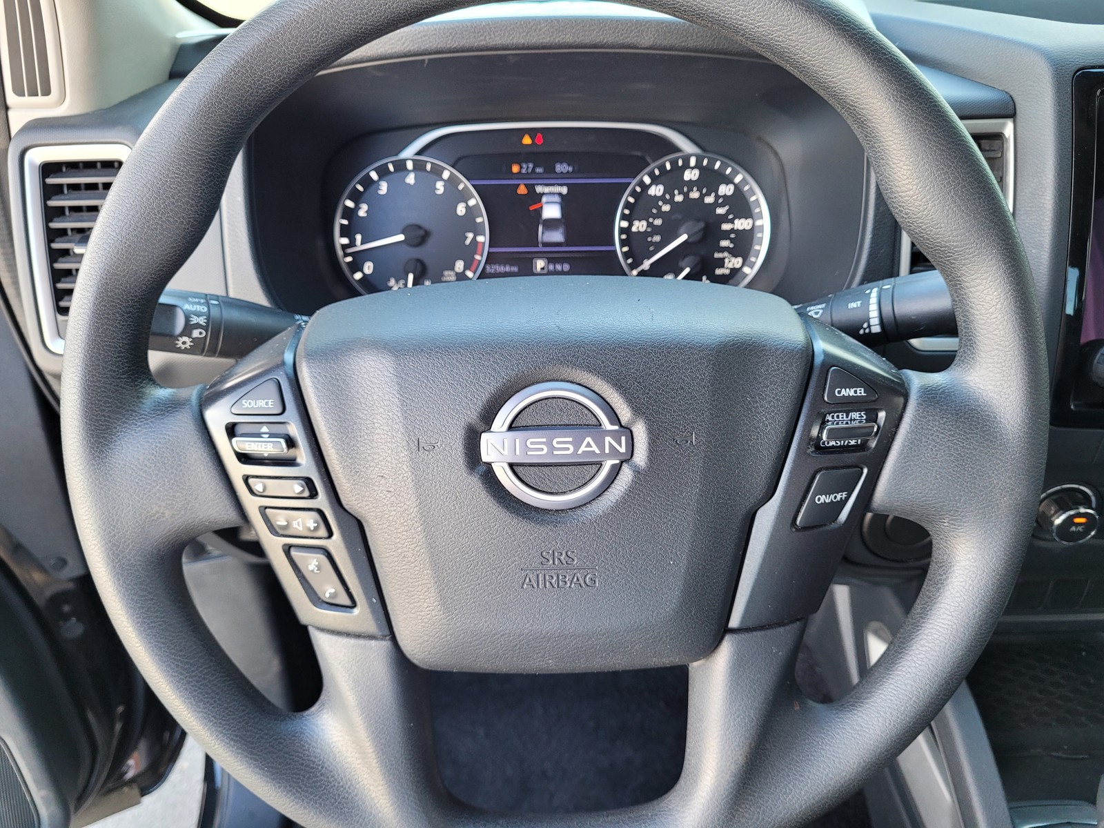 2022 Nissan Frontier SV photo 16