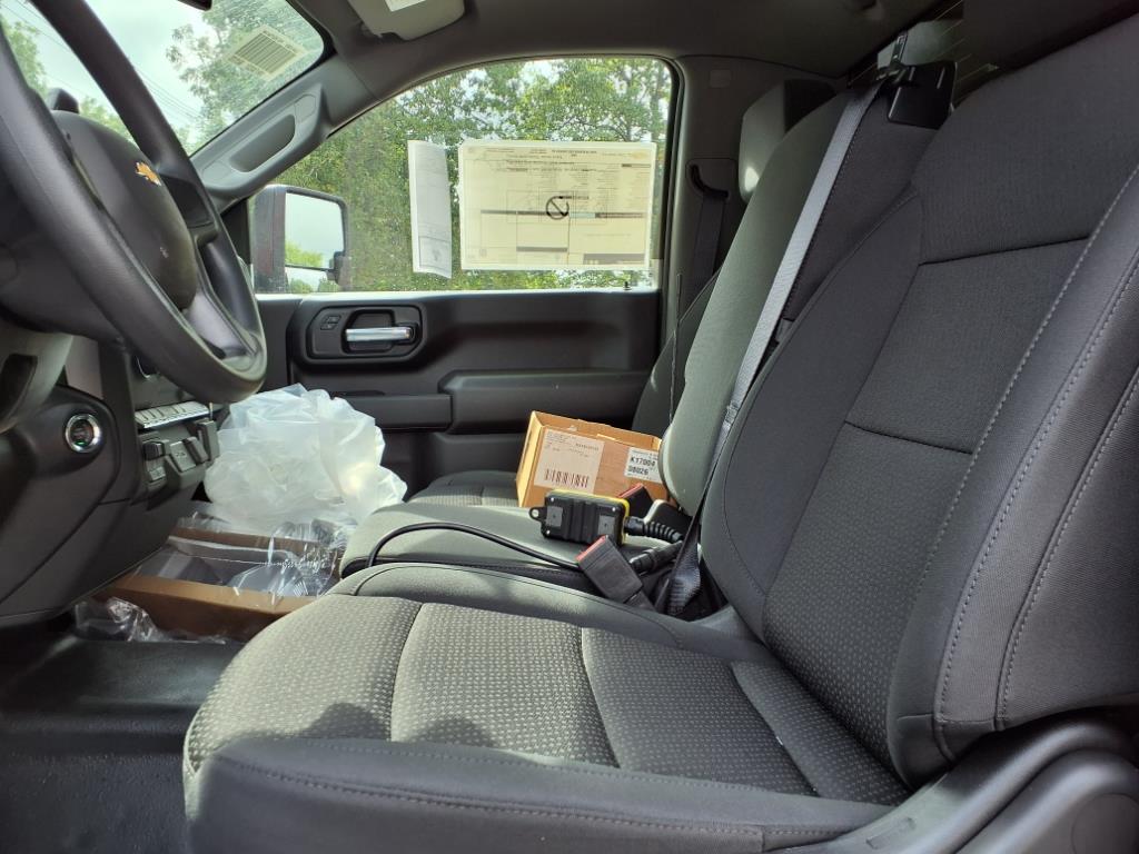 2025 Chevrolet Silverado 3500HD Work Truck photo 13