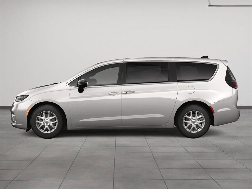 2025 Chrysler Pacifica photo 3