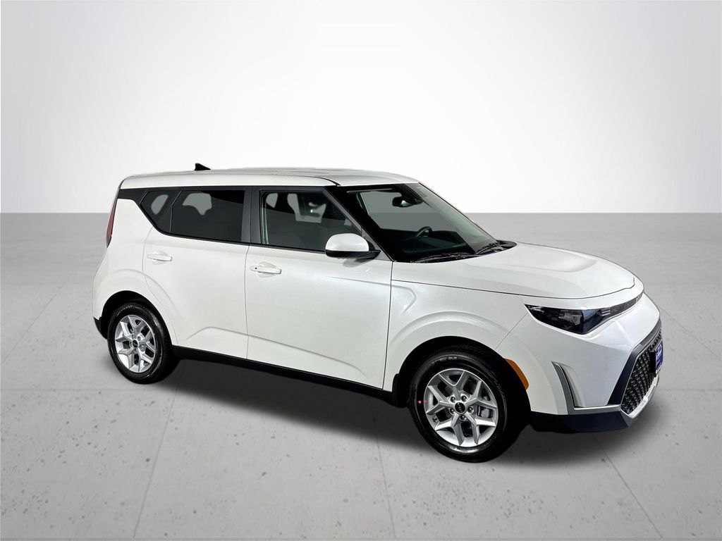 2025 Kia Soul S photo 4