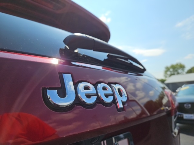 2020 Jeep Grand Cherokee Limited photo 9