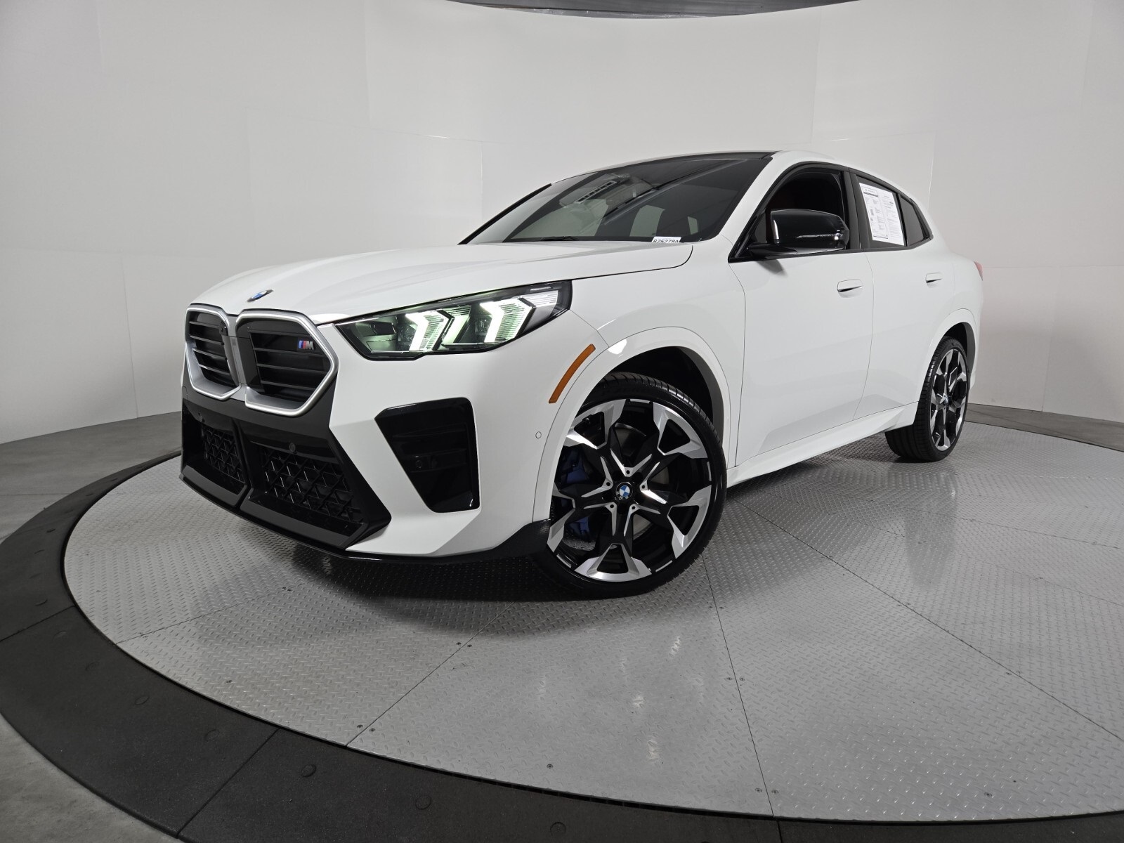 2025 BMW X2 35i's photo