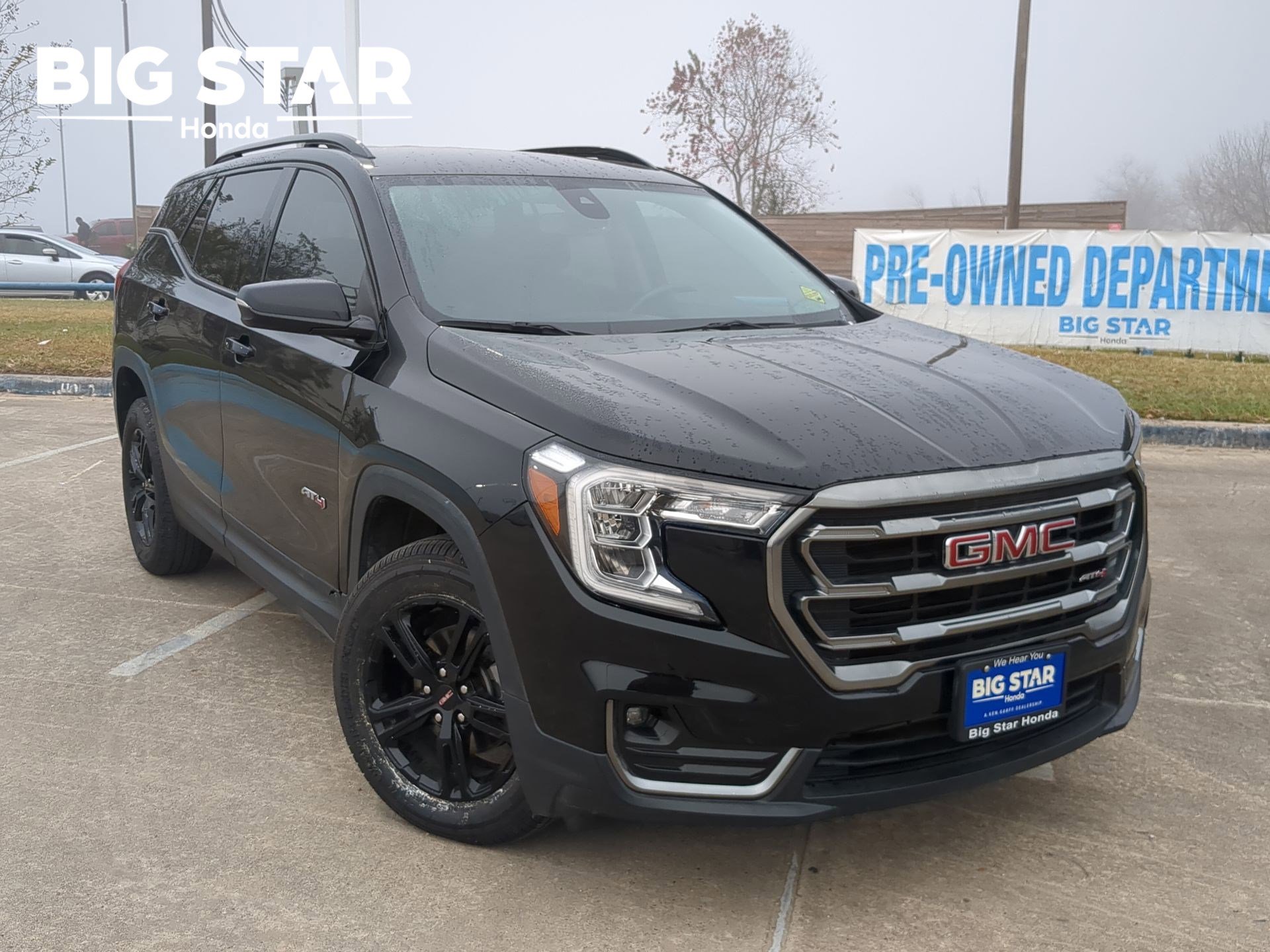2023 GMC Terrain AT4's photo