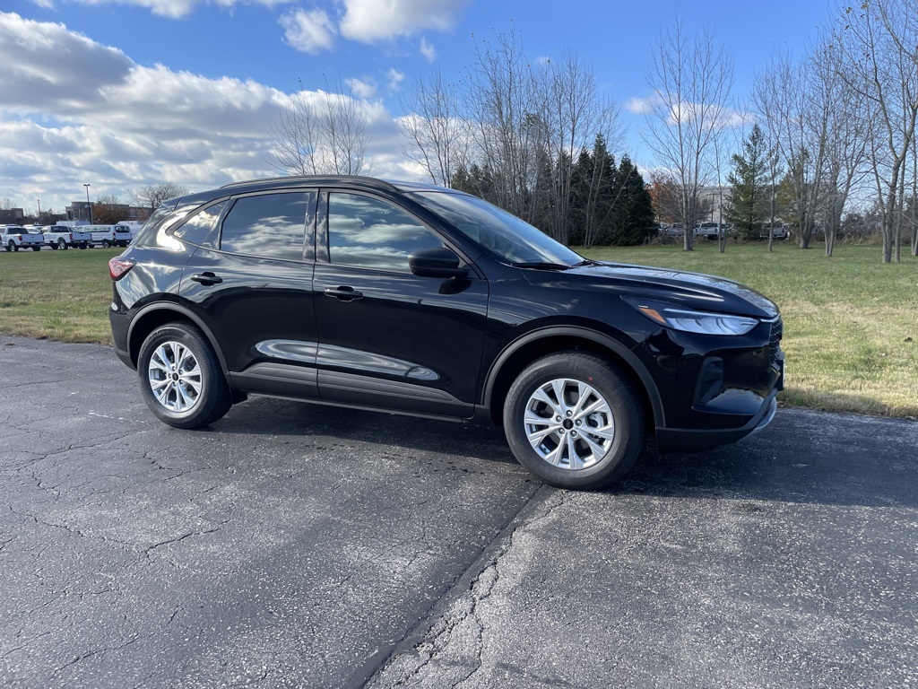 2025 Ford Escape Active photo 3
