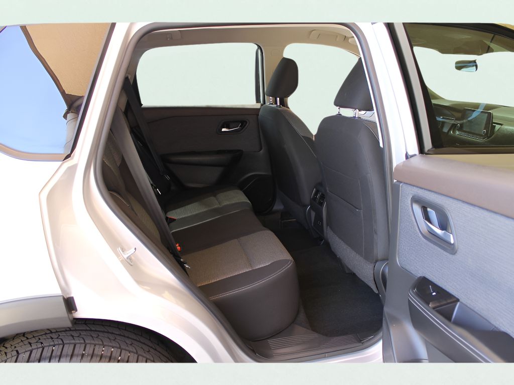 2023 Nissan Rogue SV AWD photo 4