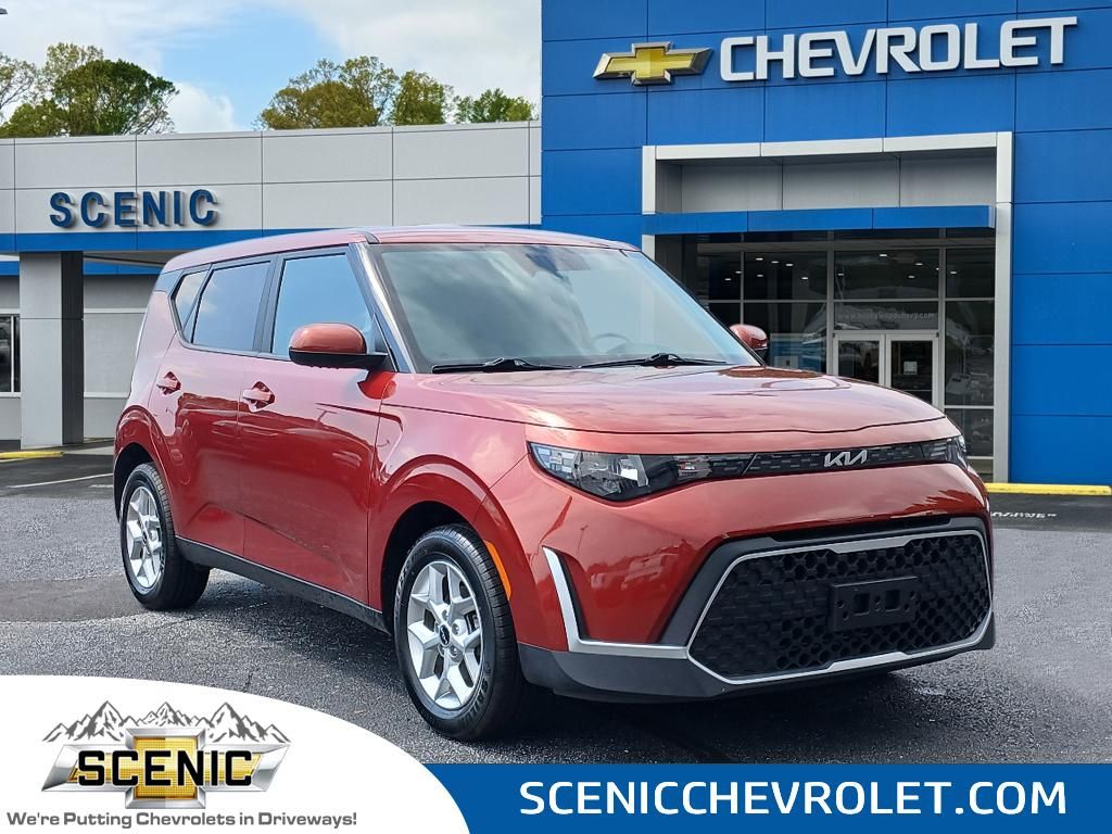 2023 Kia Soul LX