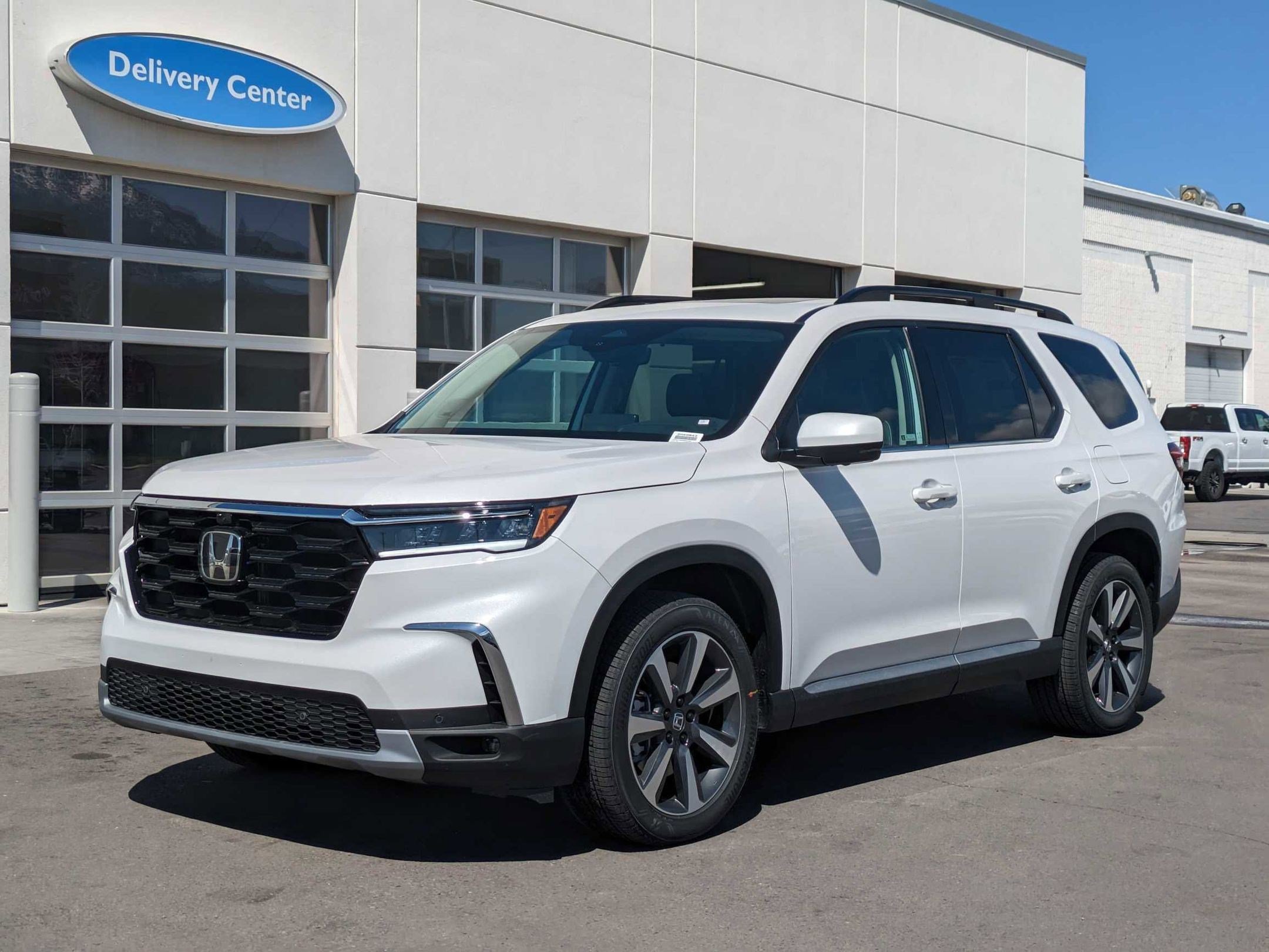 2025 Honda Pilot Elite photo 6