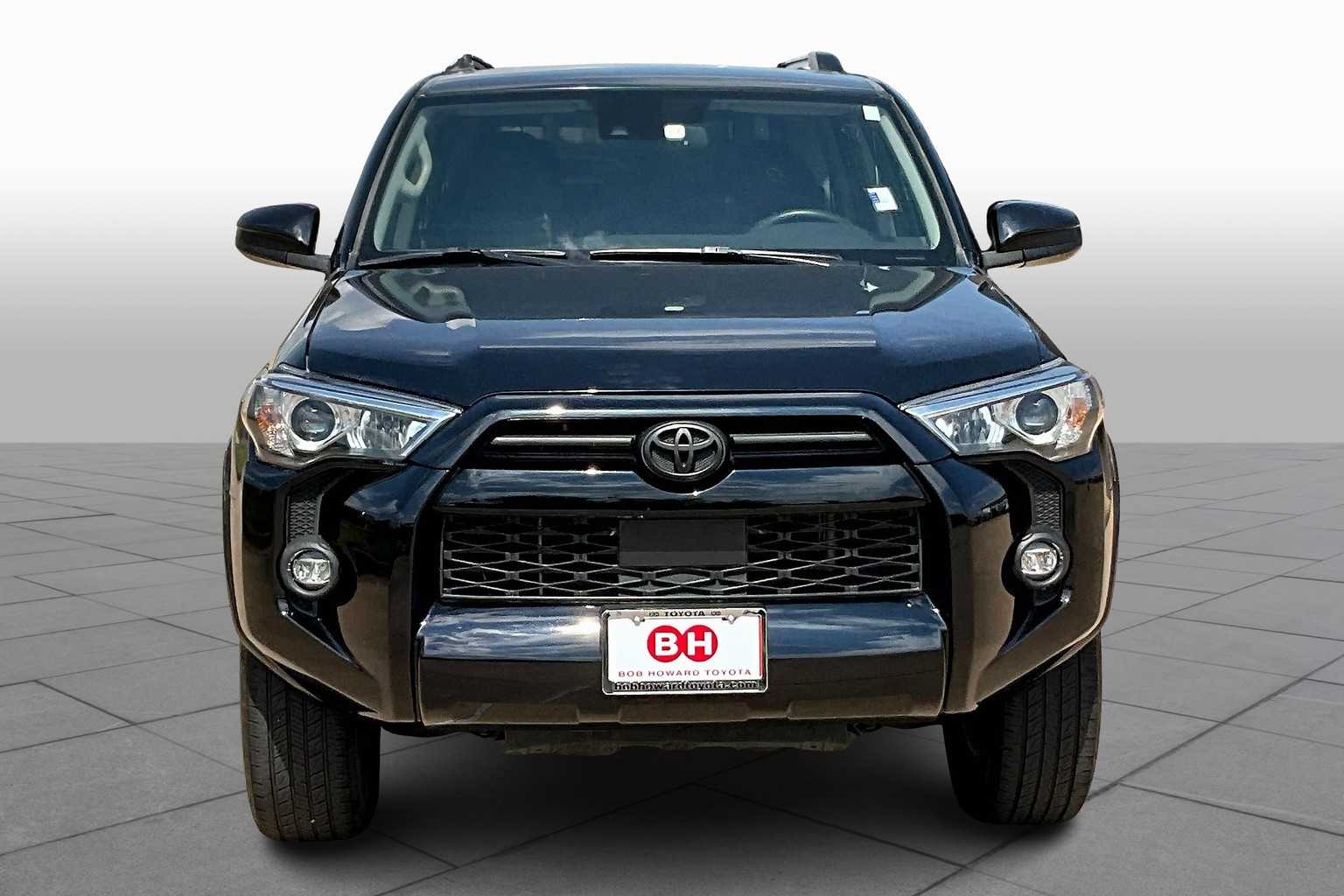 2021 Toyota 4Runner SR5 photo 3