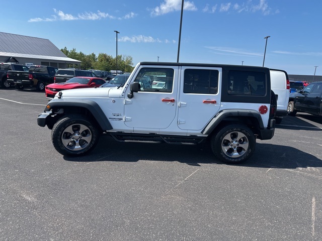 2018 Jeep Wrangler Unlimited Sahara photo 4