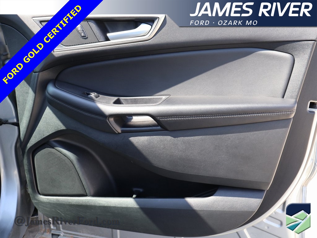 2024 Ford Edge SEL photo 8