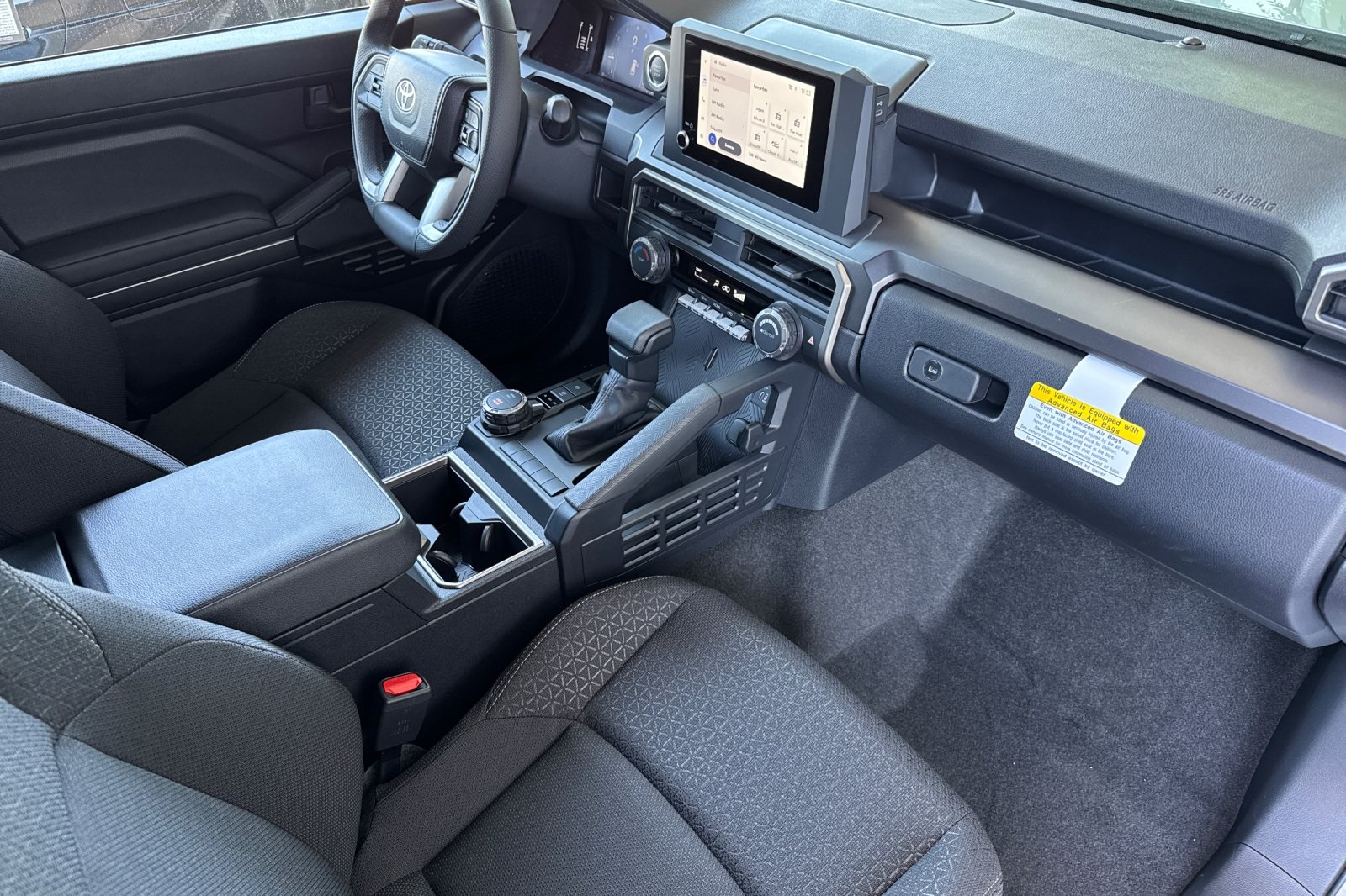 2025 Toyota 4Runner SR5 photo 16