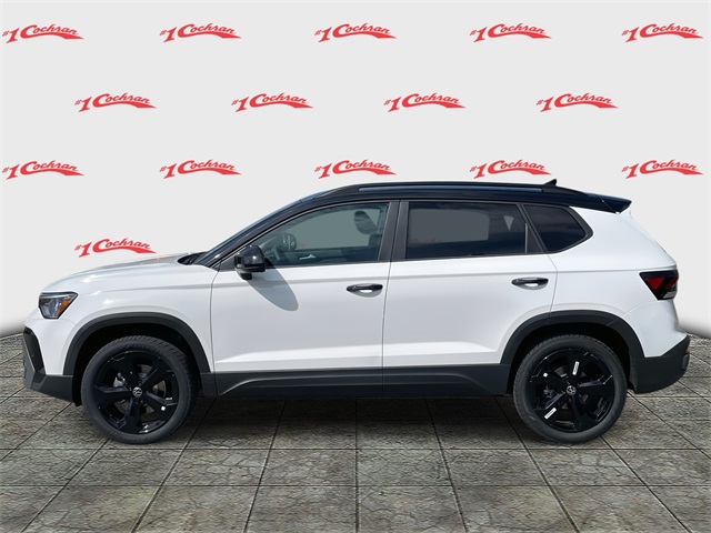 2025 Volkswagen Taos SE photo 6