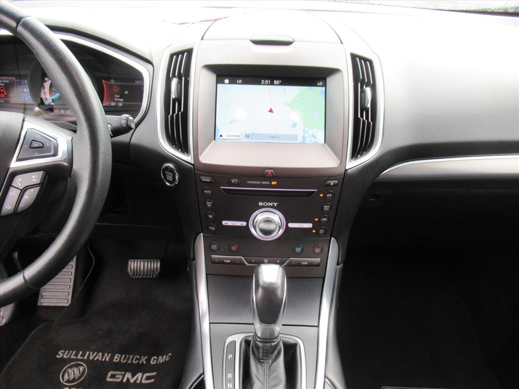2017 Ford Edge Titanium photo 14