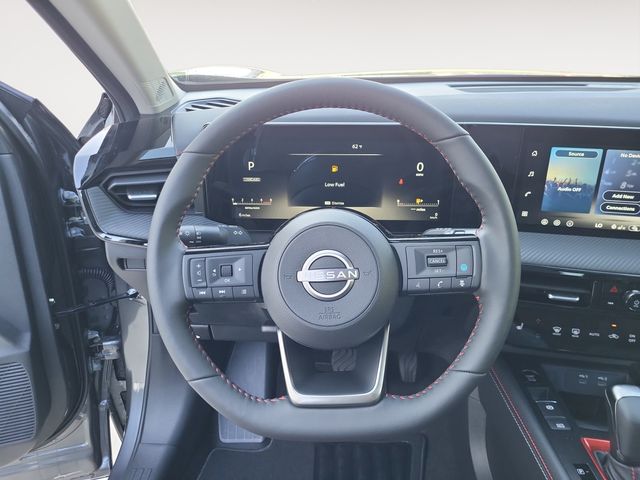 2026 Nissan Kicks SR photo 14