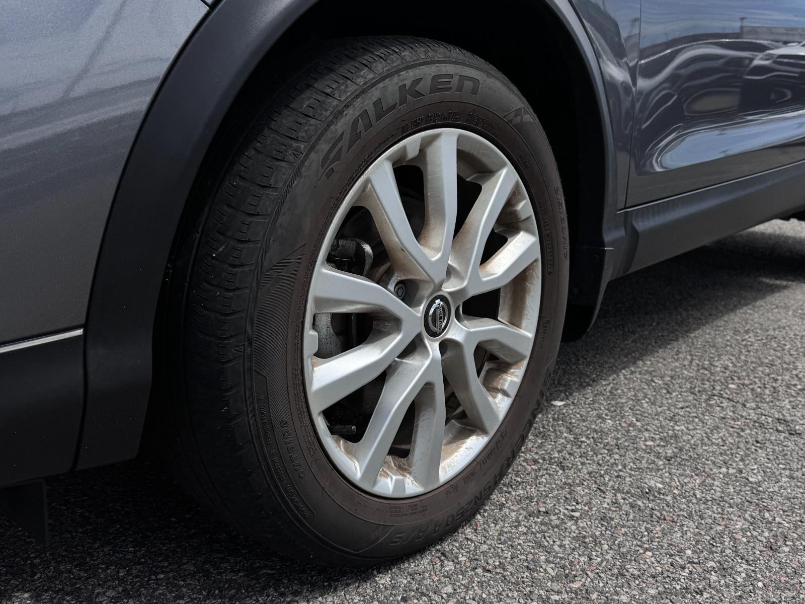 2022 Nissan Rogue Sport SV photo 12