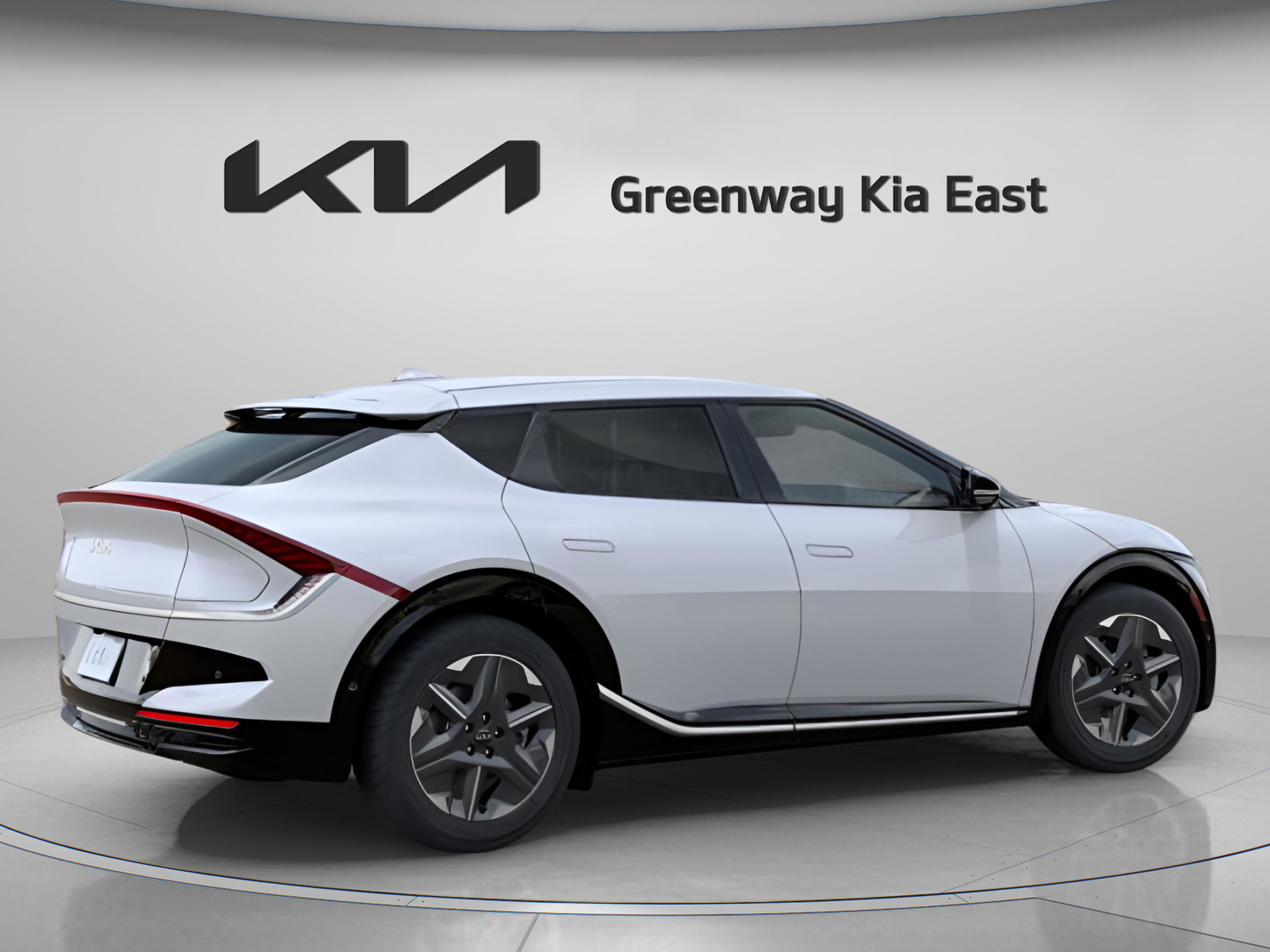 2025 Kia EV6 Light photo 8
