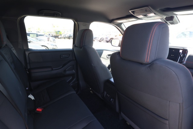 2026 Nissan Frontier Crew Cab PRO-4X photo 15
