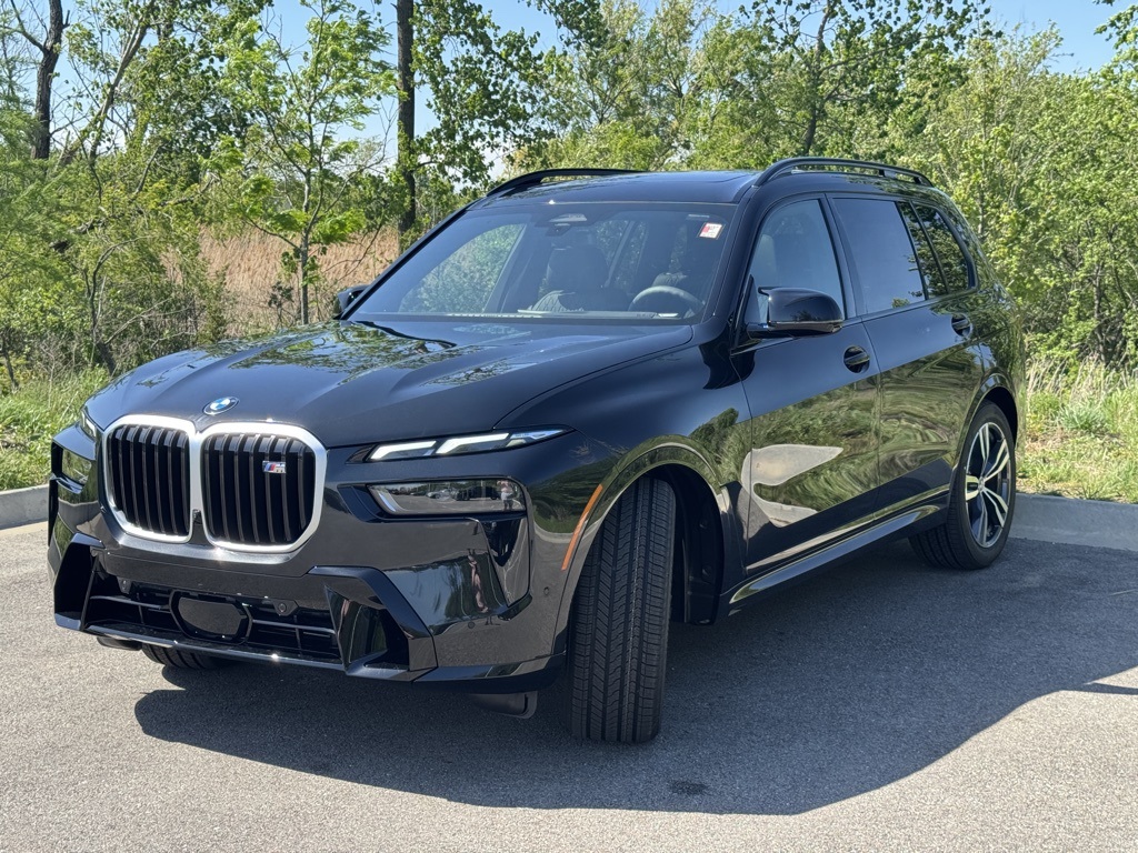 2026 Bmw X7 M60i photo 2