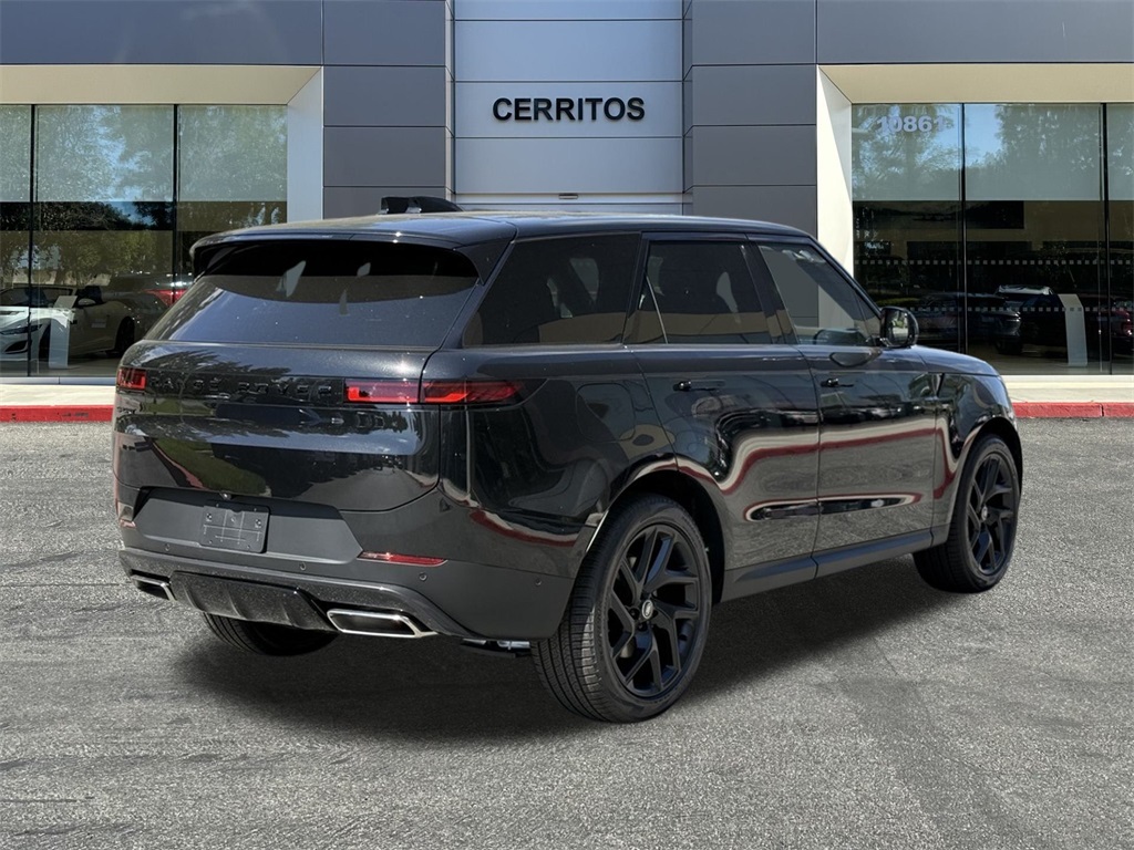 2025 Land Rover Range Rover Sport SE photo 4