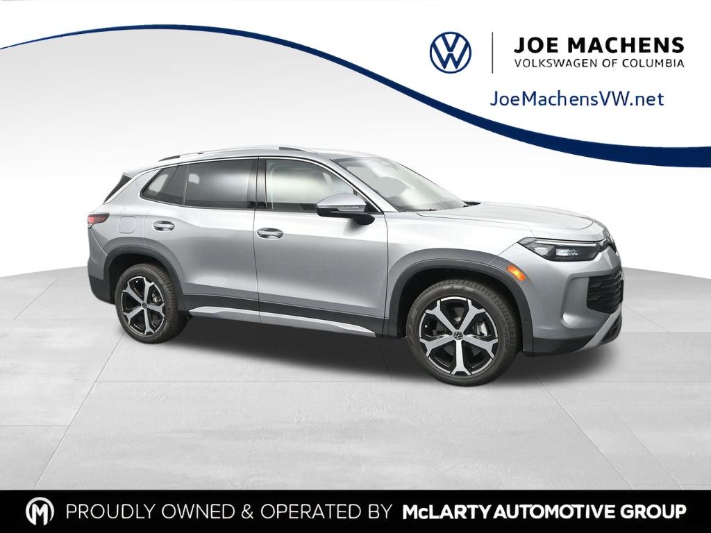 2025 Volkswagen Tiguan SE's photo