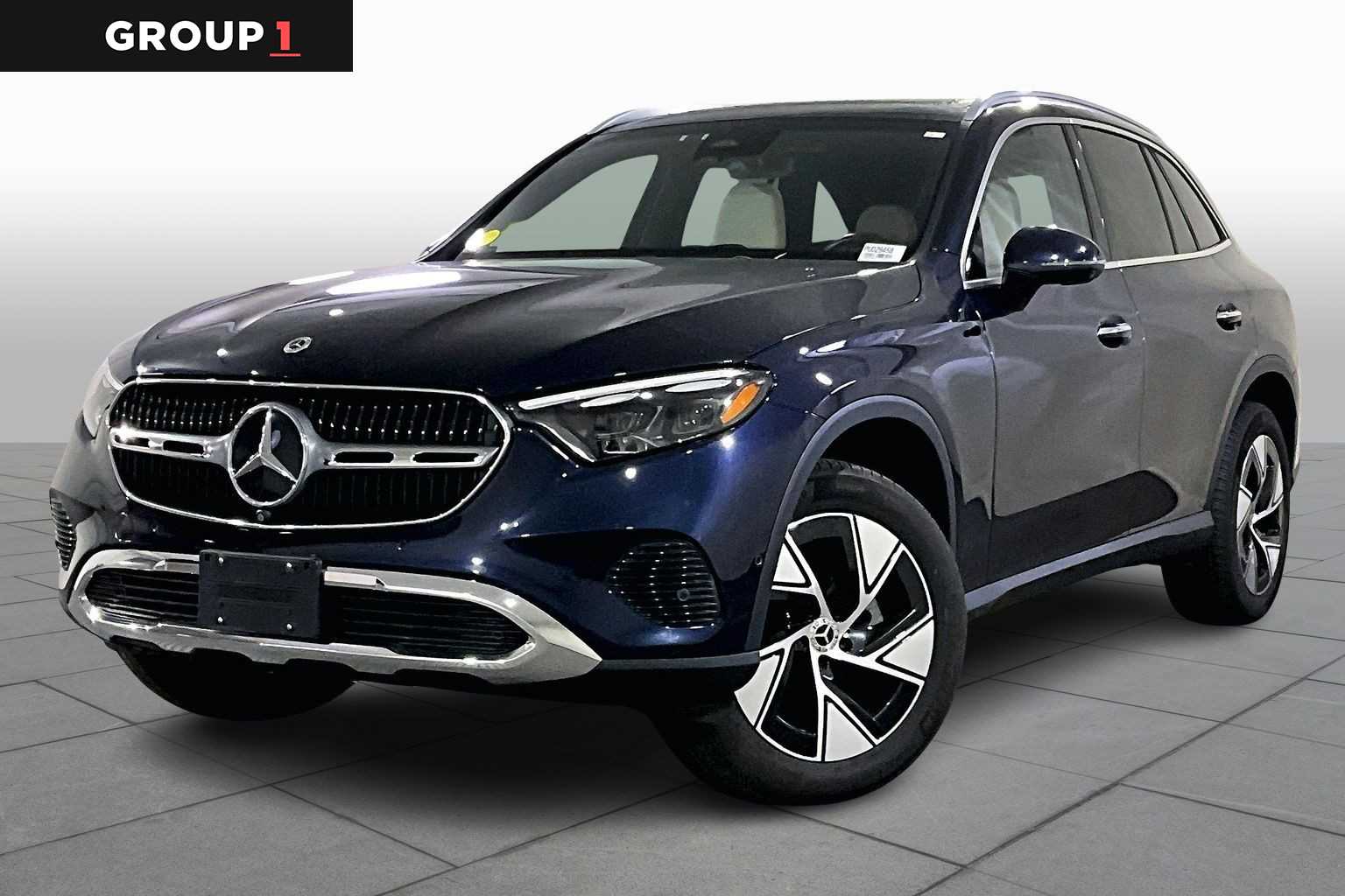 2023 Mercedes-Benz GLC GLC 300's photo