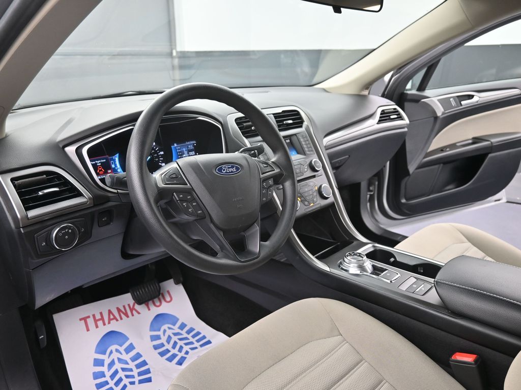 2018 Ford Fusion Hybrid S photo 35