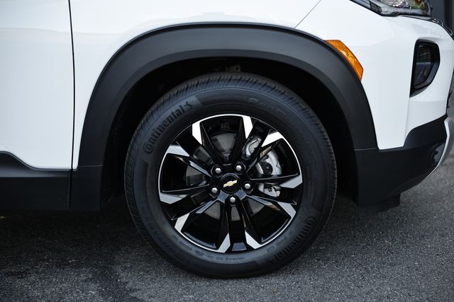2023 Chevrolet Trailblazer LT photo 4