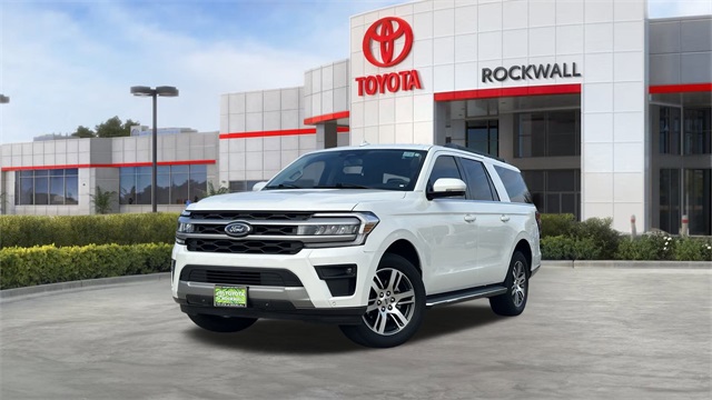 2022 Ford Expedition XLT's photo